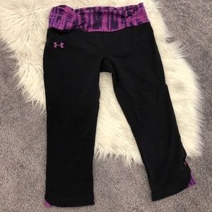 Under armour Capri leggings. Size medium.